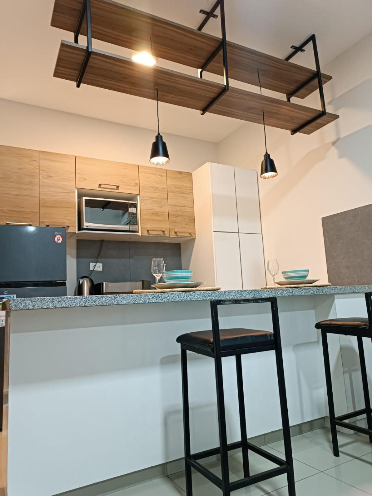 Апартаменты Departamento Express Airport Санта-Крус-де-ла-Сьерра Экстерьер фото